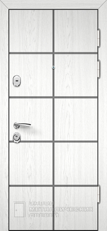 Фото «Белая дверь №13» в Химкам